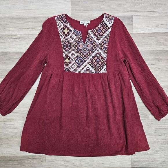 TASSEL N LACE Red Southwestern Tribal Embroidered Cotton Blouse Size Medium - Picture 1 of 7